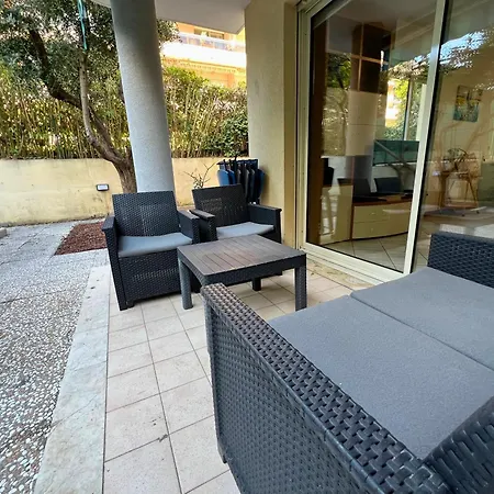 Magnificent With Garden On The